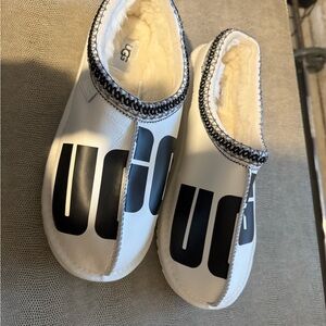 UGG Cream and Black Cozy Slippers